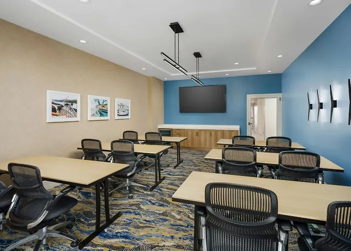 Courtyard By Marriott Oceanside Fort Lauderdale Beach