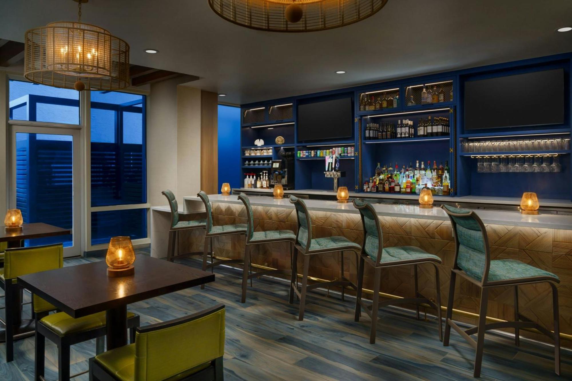 Courtyard By Marriott Oceanside Lauderdale Hotel 3*