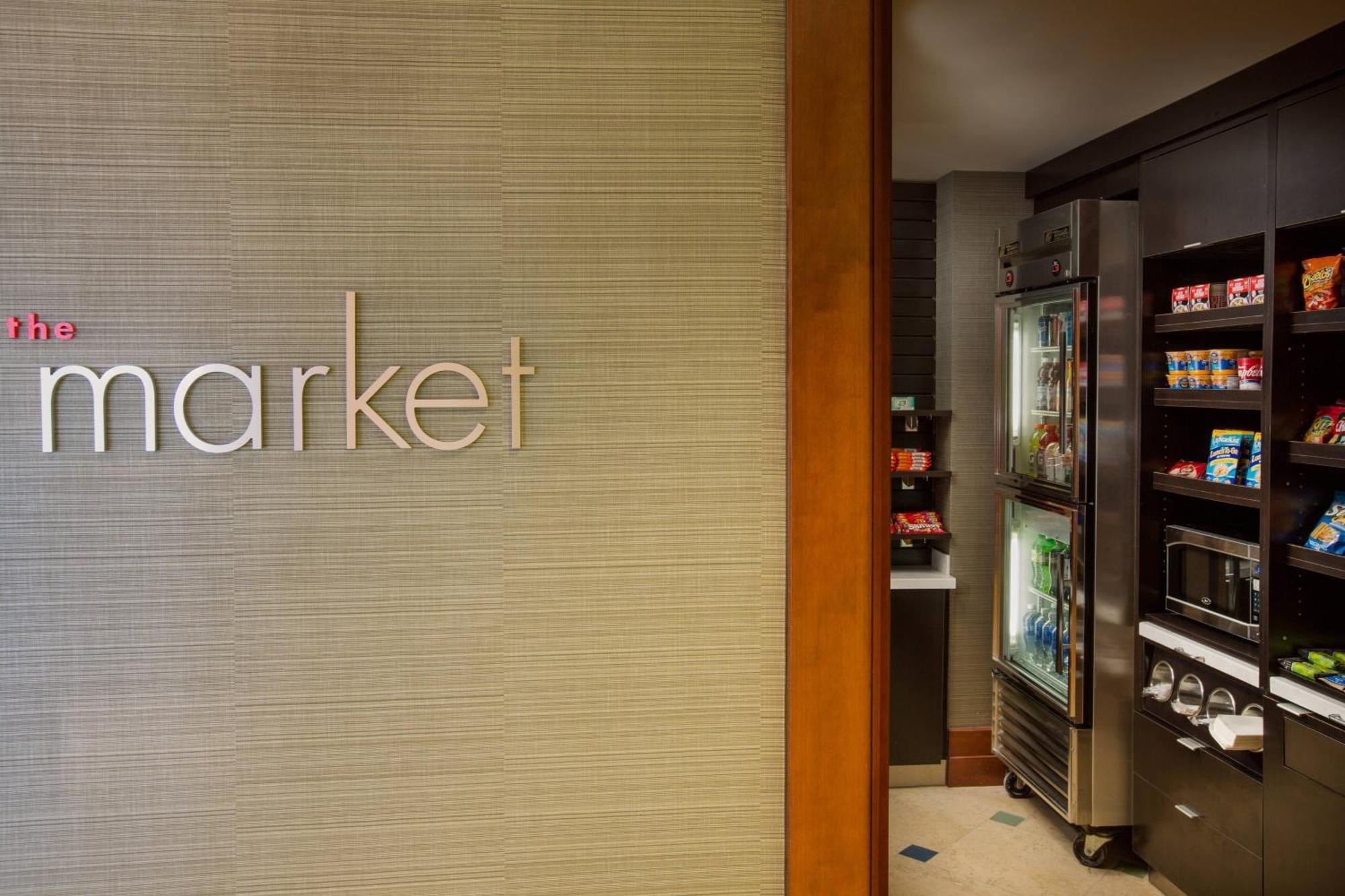 Courtyard By Marriott Oceanside Lauderdale